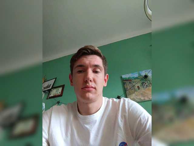 Lonelyboy0 — live male cam