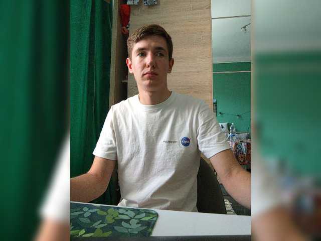 Lonelyboy0