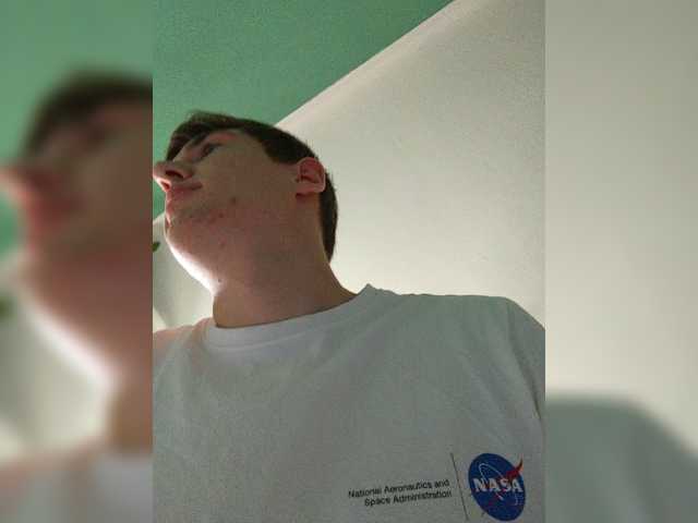 Lonelyboy0