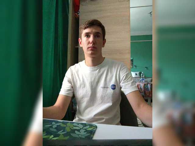 Lonelyboy0 — live male cam