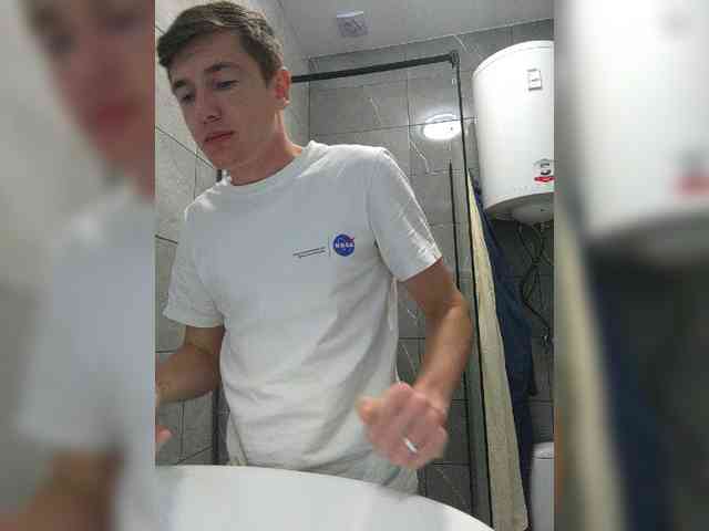 Lonelyboy0