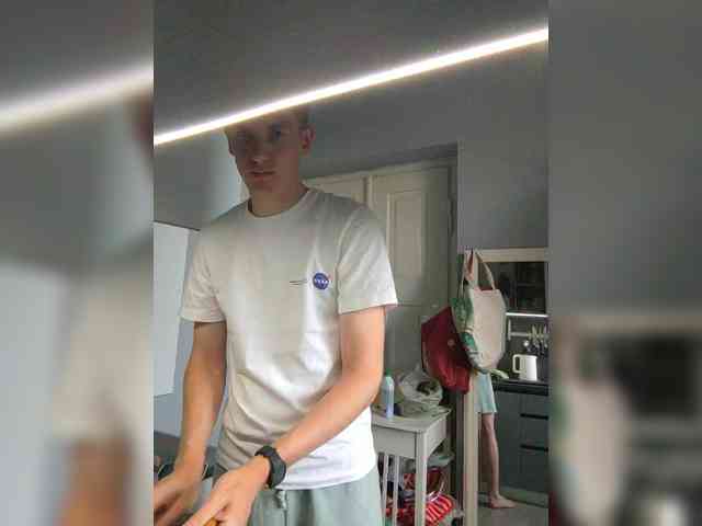 Lonelyboy0 Sex Cam Show