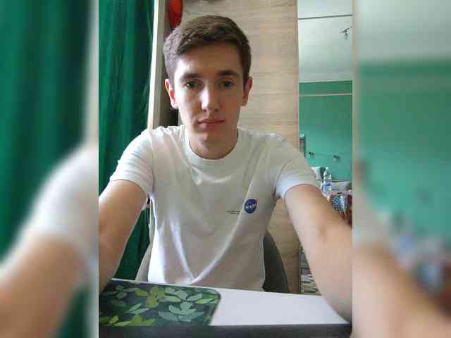 Lonelyboy0