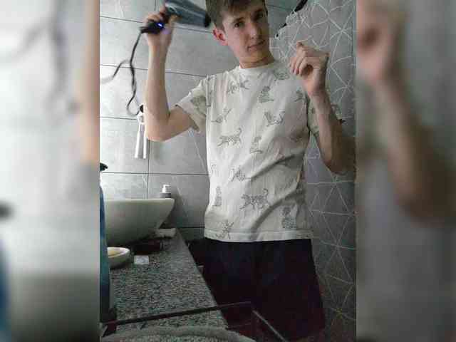Lonelyboy0 Live Webcam on BongaCams