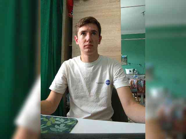 Lonelyboy0