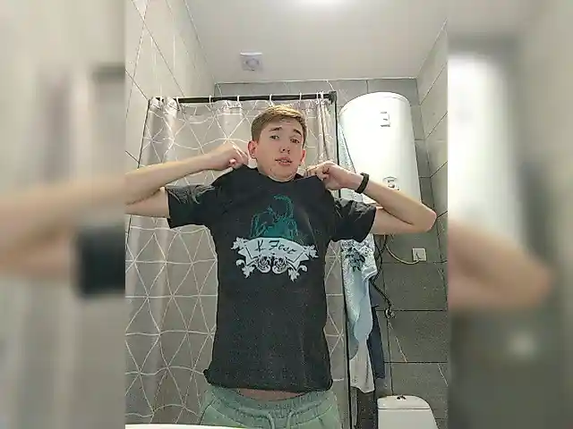 Lonelyboy0