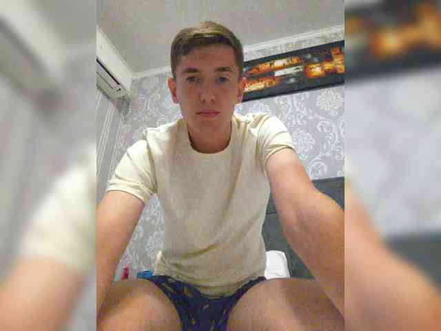 Lonelyboy0