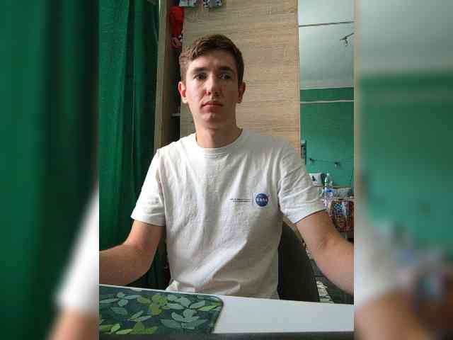 Lonelyboy0