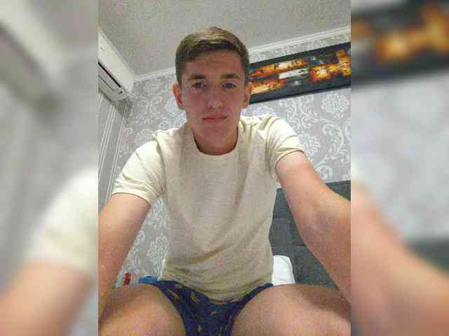 Lonelyboy0