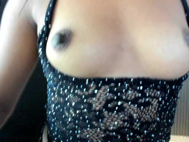 carameldesire0612's BongaCams show and profile