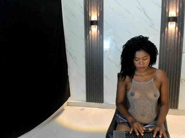 carameldesire0612 webcam