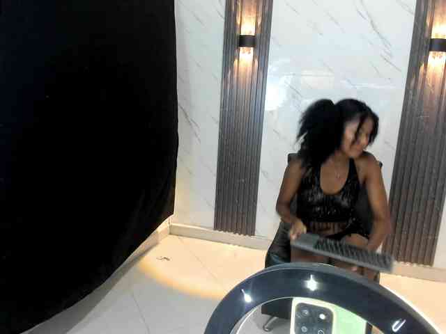 carameldesire0612 webcam