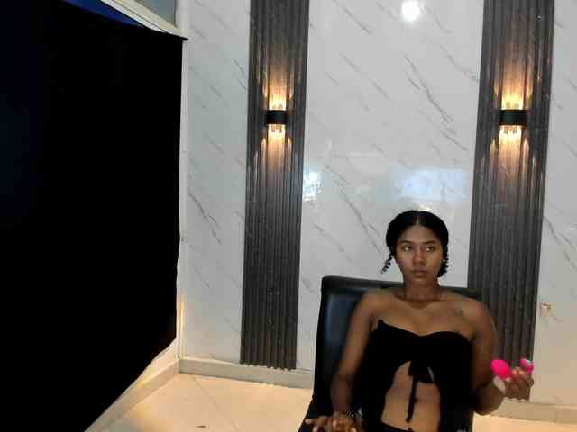 carameldesire0612 webcam