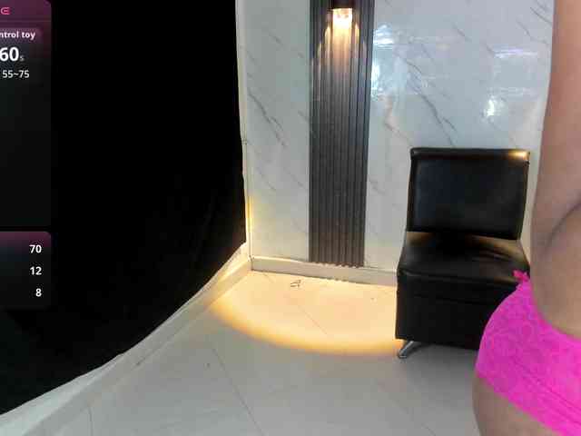 carameldesire0612 webcam