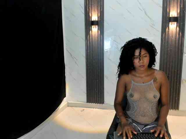 carameldesire0612 webcam