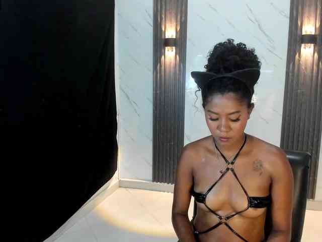 carameldesire0612 webcam