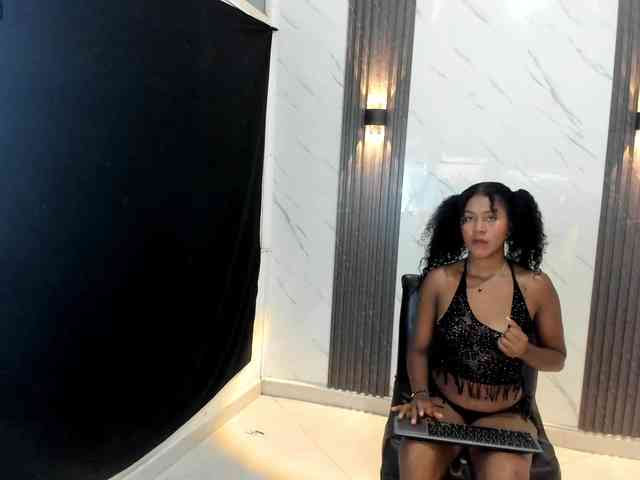carameldesire0612 webcam