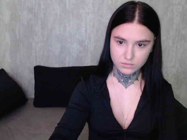 Модель: SilkLovers