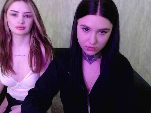 Модель: SilkLovers