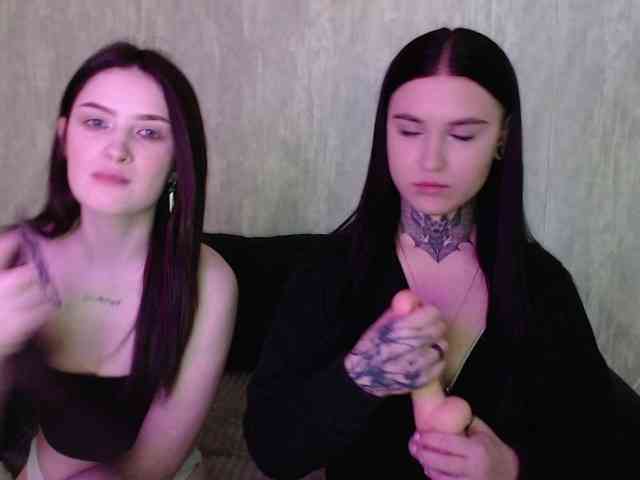Модель: SilkLovers