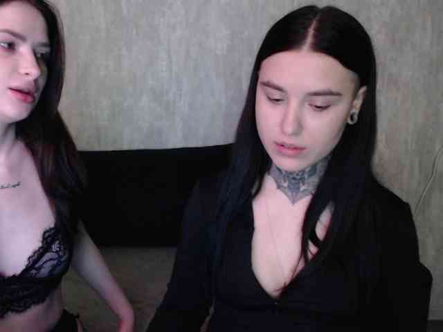 Модель: SilkLovers
