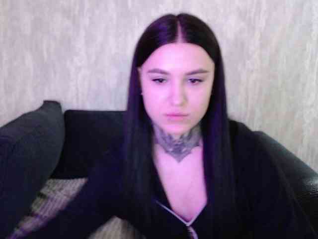 Модель: SilkLovers