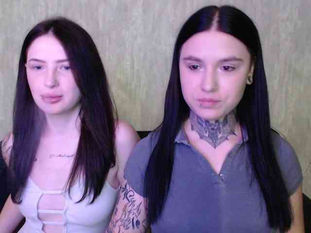 Модель: SilkLovers