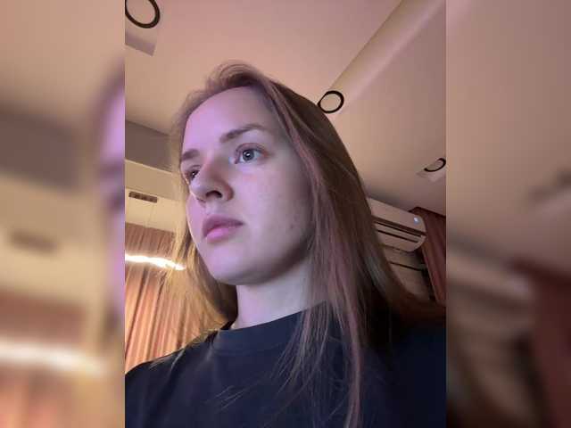 Lunaaaura live webcam show