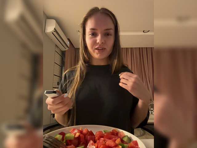 Lunaaaura live webcam show