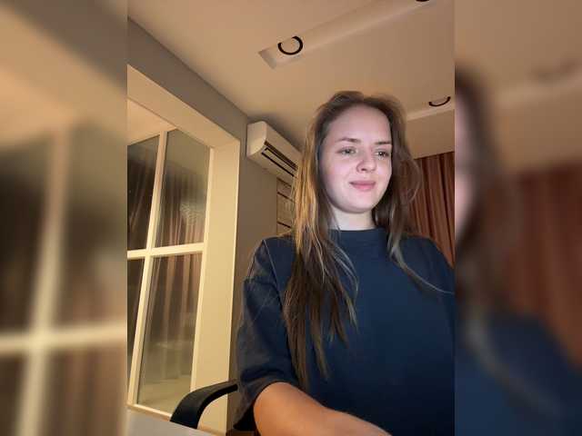 Lunaaaura live webcam show