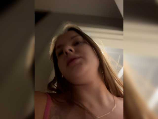 Lunaaaura live webcam show