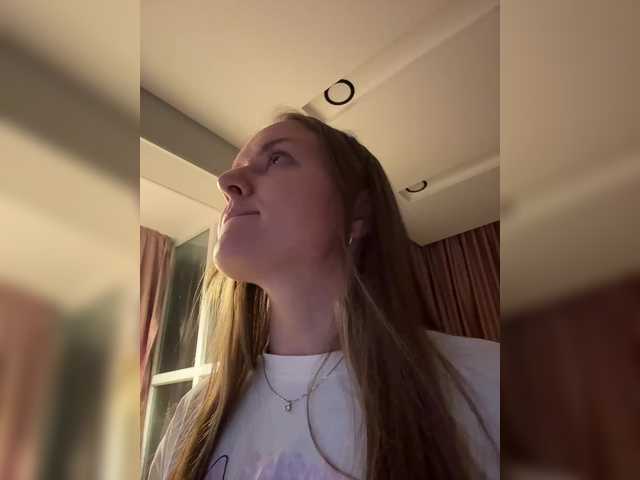 Lunaaaura live webcam show