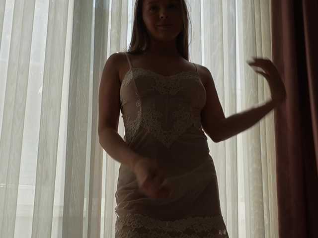 Lunaaaura live cam on BongaCams
