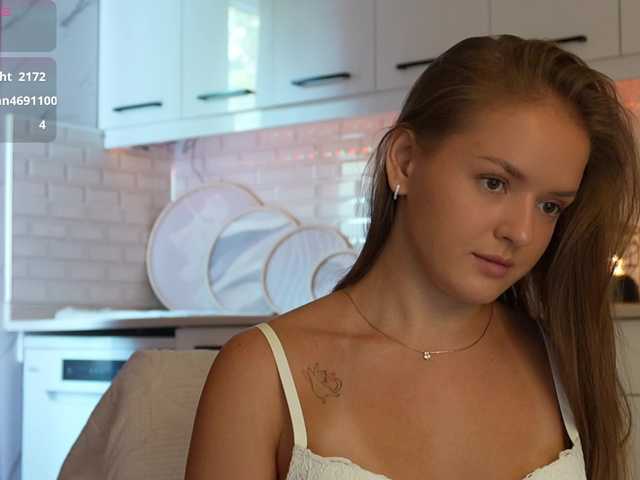 Lunaaaura live cam on BongaCams
