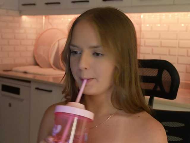Lunaaaura live cam on BongaCams