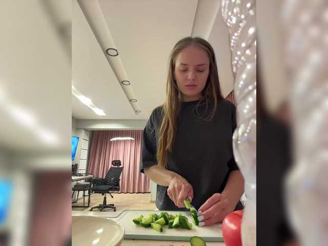 Lunaaaura live webcam show