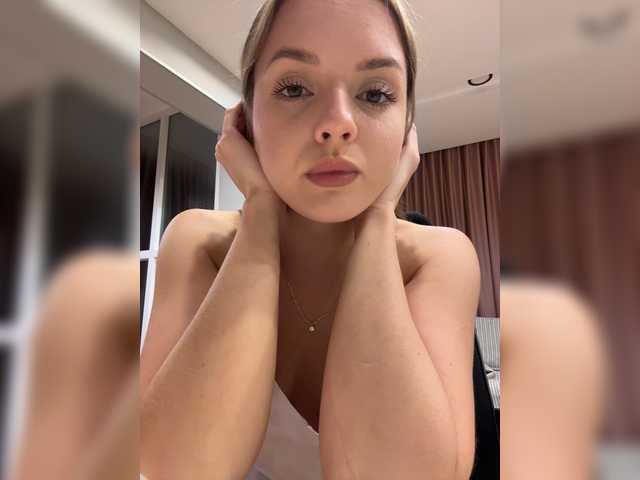 Live трансляция Lunaaaura - slutnetki.online