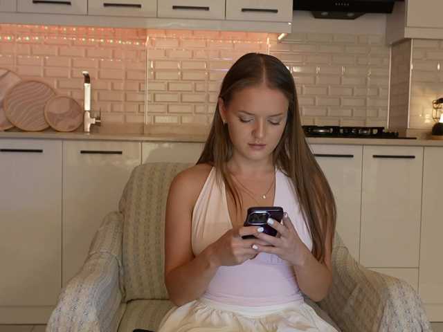 Lunaaaura live cam on BongaCams