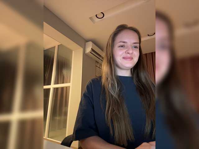 Lunaaaura live webcam show