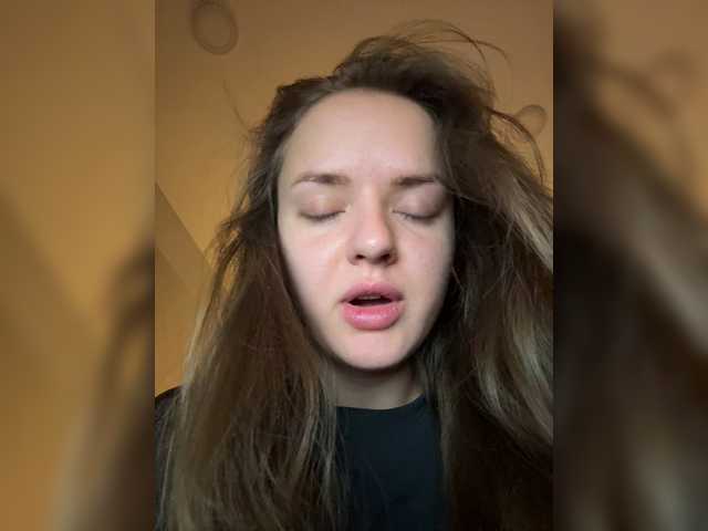 Lunaaaura live webcam show