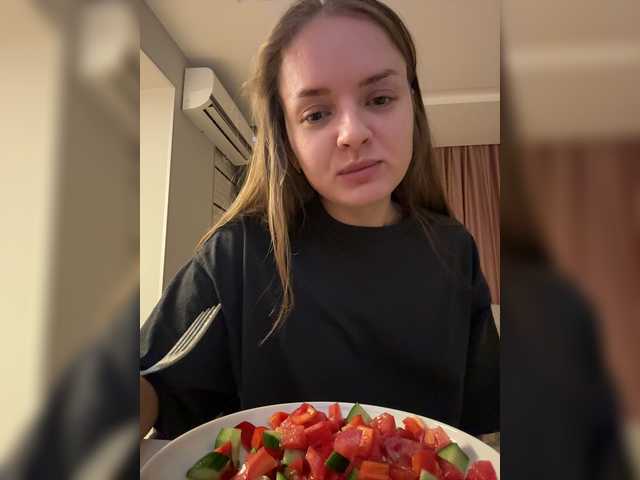 Lunaaaura live webcam show