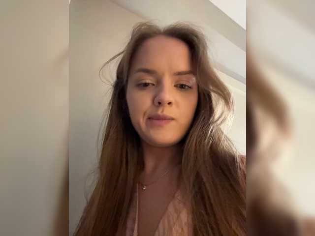 Lunaaaura live webcam show