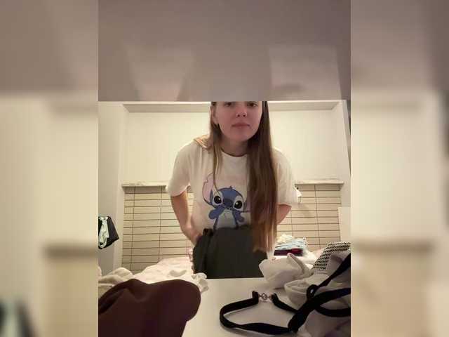 Lunaaaura live cam