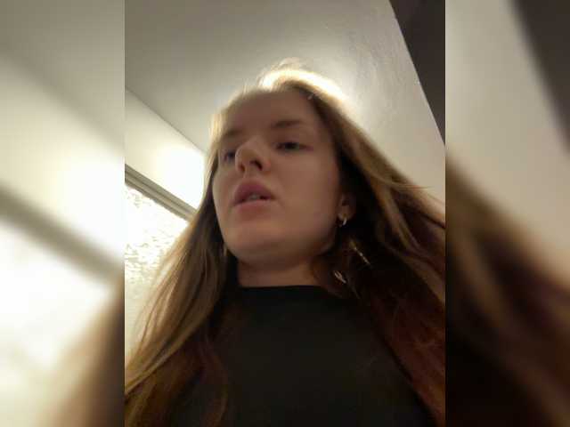 Lunaaaura live cam on BongaCams