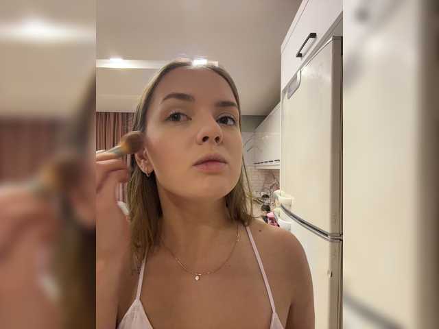 Lunaaaura live webcam show