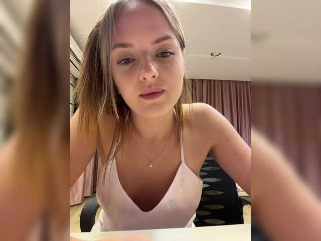 Lunaaaura live webcam show