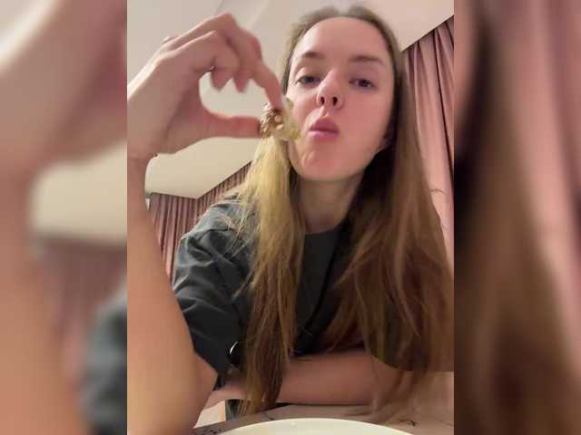 Lunaaaura live webcam show