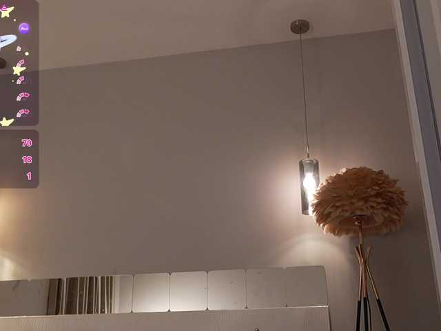 Lunaaaura live cam on BongaCams