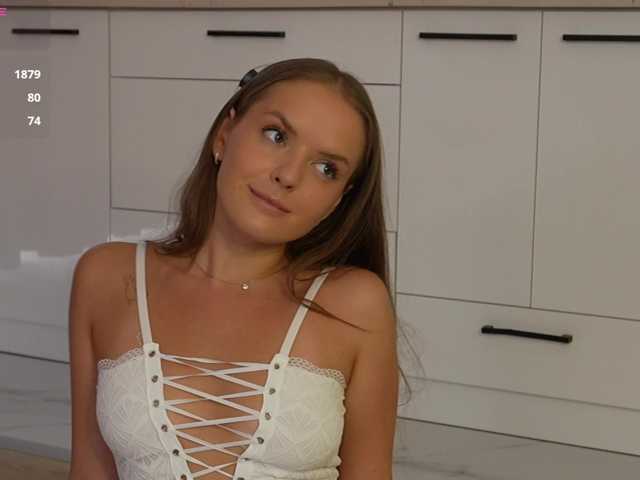 Lunaaaura live cam on BongaCams