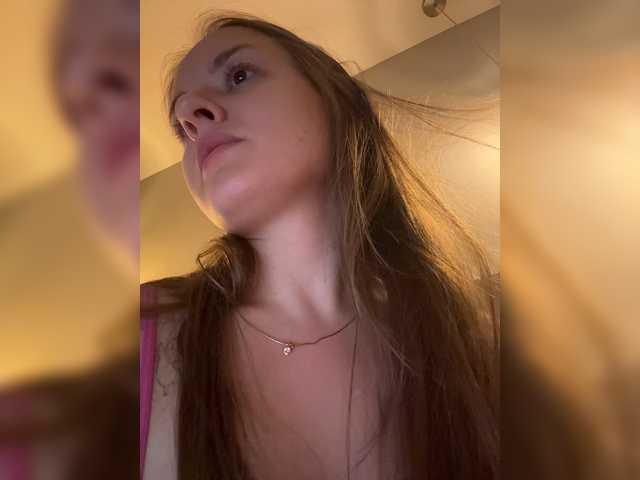 Lunaaaura live webcam show